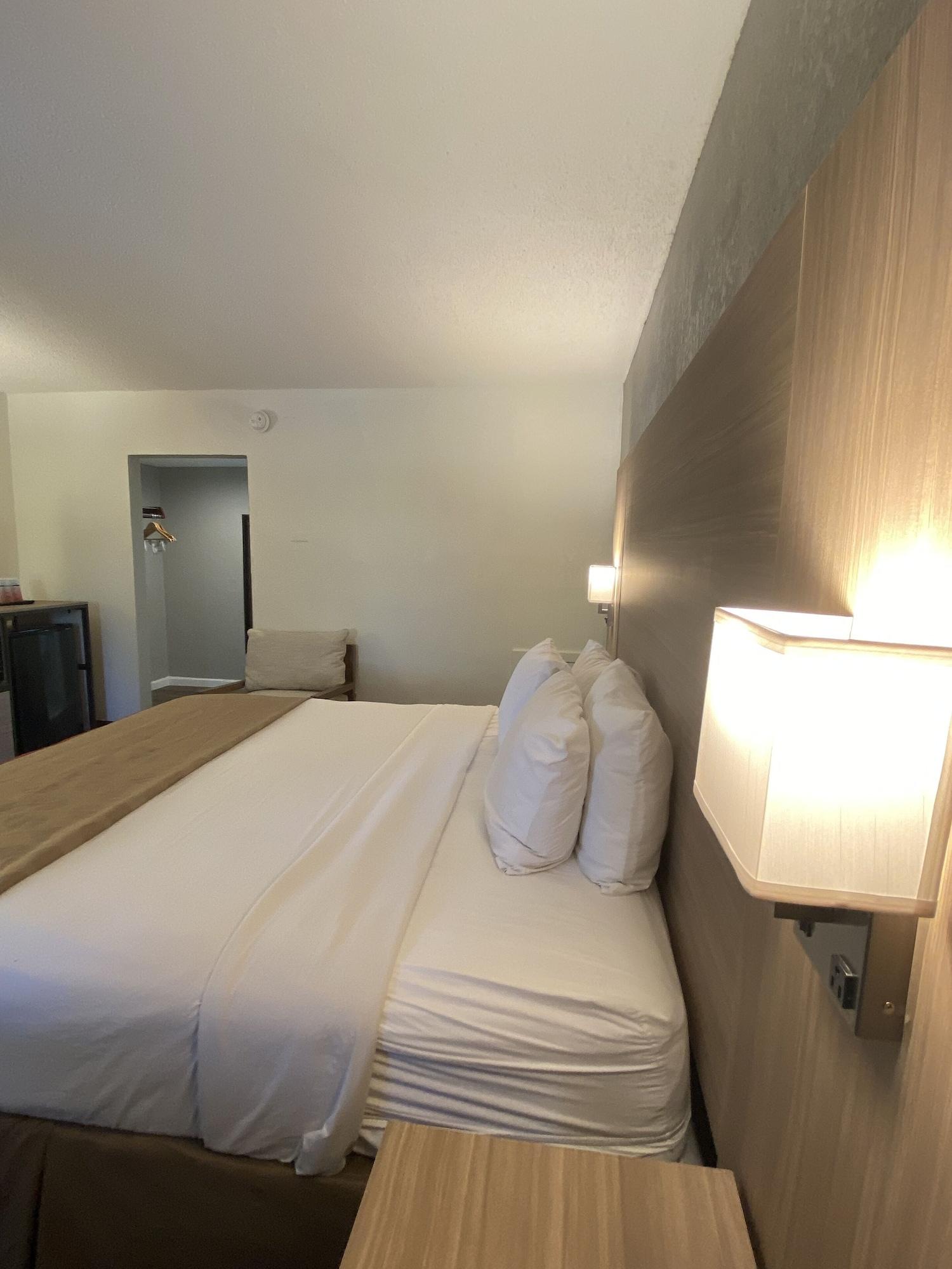 Ramada By Wyndham West Atlantic City Egg Harbor Township Exterior foto